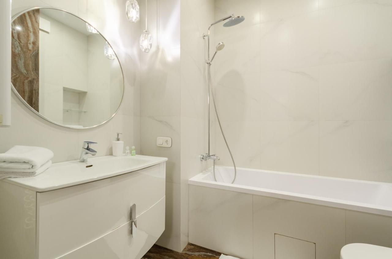 Petrovdom 11-212 In Rc Central Park Residence Complex Kiev Exterior foto