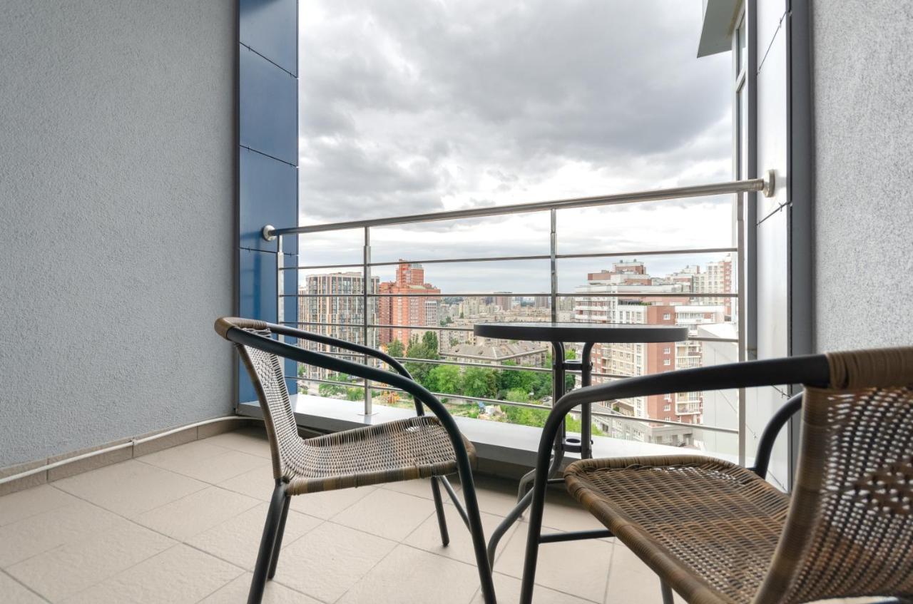 Petrovdom 11-212 In Rc Central Park Residence Complex Kiev Exterior foto